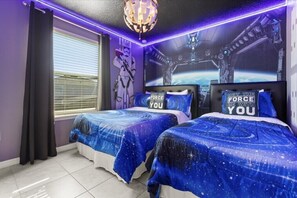 10 bedrooms, iron/ironing board, WiFi, bed sheets