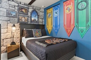 10 habitaciones, tabla de planchar con plancha, wifi y ropa de cama 