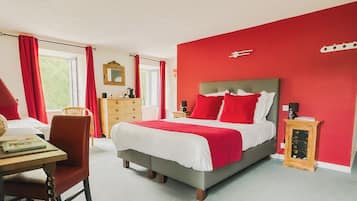 Superior-Vierbettzimmer, Mehrere Betten | Kostenloses WLAN, BettwÀsche