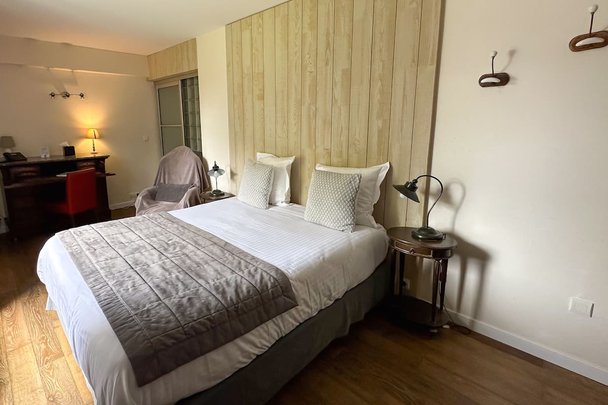 Superior Double Room | Free WiFi, bed sheets