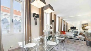 Dining - Palmes d'Or Properties - Ref BIVOUAC (Cannes)