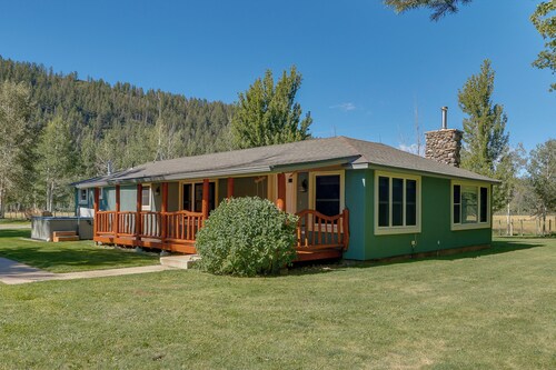 Dolores Ranch Cabin w/ Hot Tub & 1-Acre Yard!