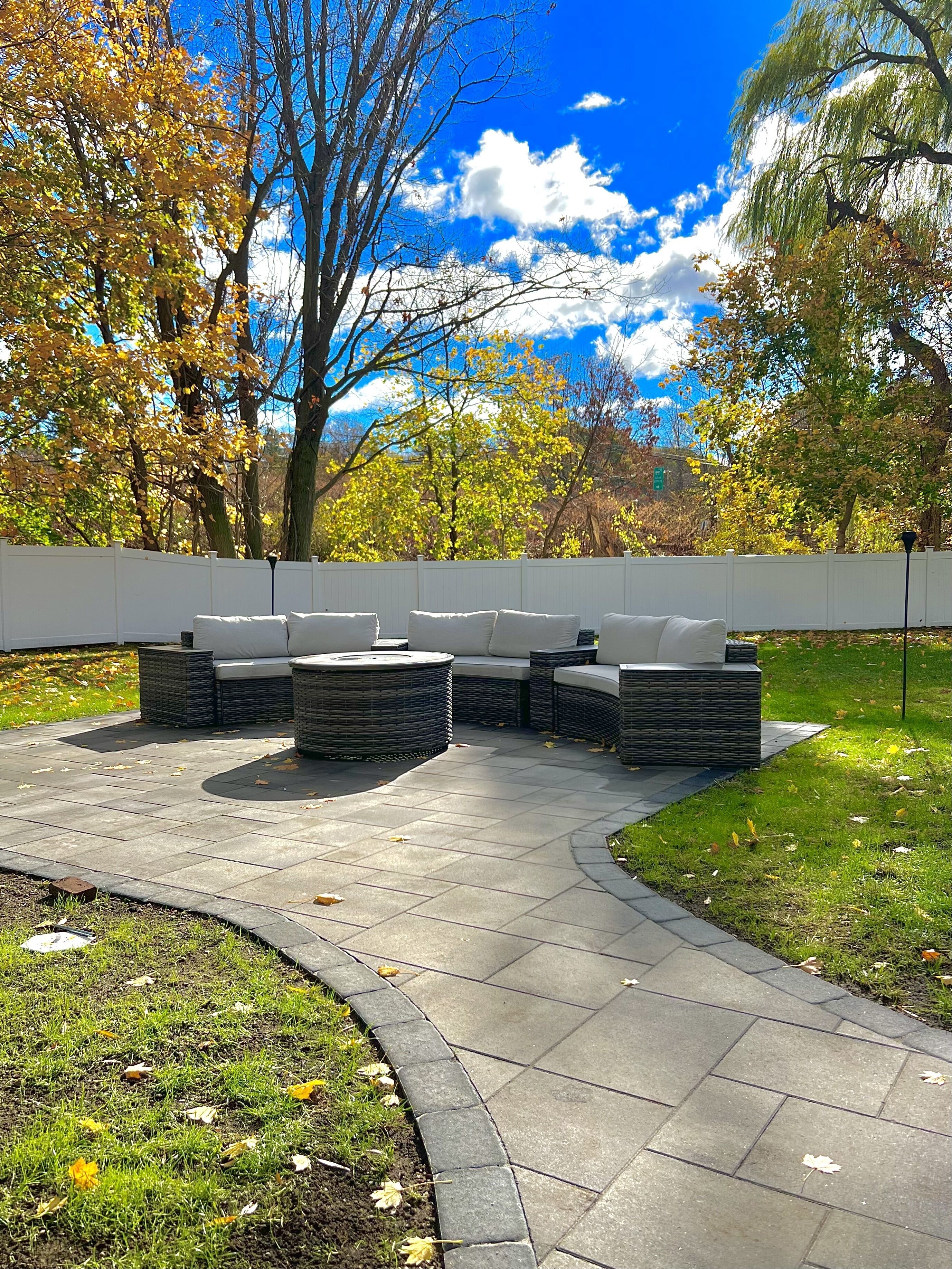 Outdoor Patio with Fire pit. 