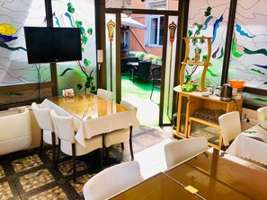 Dining - Villa Hotel Tbilisi (თბილისი)