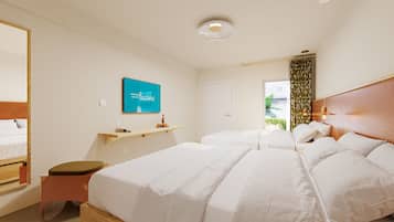 In-room safe, WiFi (free), bed sheets