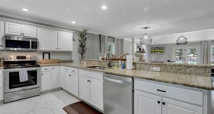 Spacious Lakefront Home | Pool | Hot Tub | Fire Pit | Games