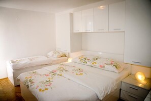 1 chambre, Wi-Fi gratuit, draps fournis