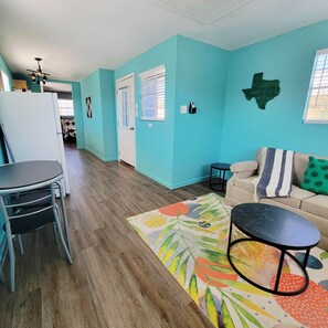 Interior - Escape to Comfort & Charm for 4 in Texas’ BBQ Hub! (Lockhart)