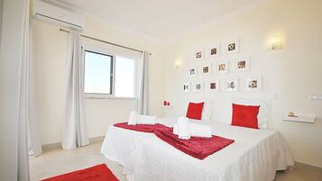 6 bedrooms, in-room safe, iron/ironing board, free WiFi