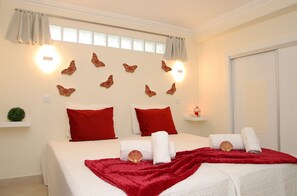 6 Schlafzimmer, Zimmersafe, Bügeleisen/Bügelbrett, kostenloses WLAN