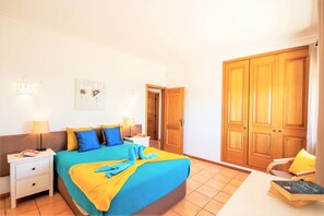 3 habitaciones y caja de seguridad en la habitación