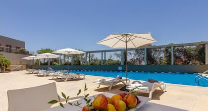 Quinto Centenario Hotel