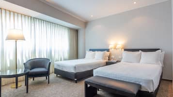 Chambre Classique avec lits jumeaux | 1 chambre, minibar, coffres-forts dans les chambres, bureau