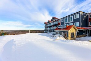 Exterior - Snowshoe Ski In/Out | Renovated 2BR Mountain Lodge Condo + Deck & W/D (Snowshoe)
