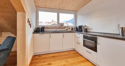 Holiday apartment Sterntaler DG with mountain view in Garmisch-Partenkirchen
