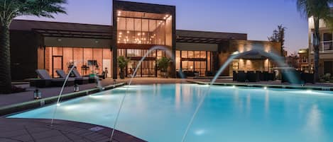 Outdoor pool, a heated pool