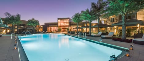 Outdoor pool, a heated pool