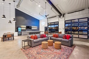 Interior - >NEW-All 3 Properties designed for gatherings and fun on 10 acres! (Dripping Springs)