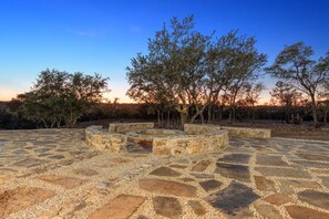 Property grounds - >NEW-All 3 Properties designed for gatherings and fun on 10 acres! (Dripping Springs)