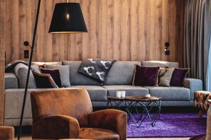 TV, stereo, offices - Chalet Amadeus - Designer Luxury Chalet for 14 (Piesendorf)