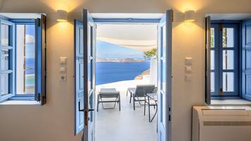 Deluxe Villa, 1 Bedroom, Hot Tub, Sea View | Bathroom | Free toiletries, hair dryer, bathrobes, slippers