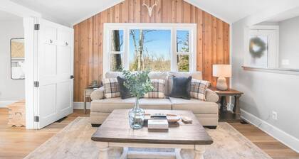 Cozy Bear Chase Cottage