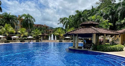 Ocean front 3 bed/2bath in Los Suenos Resort overlooking Herradura Bay Sleeps 8