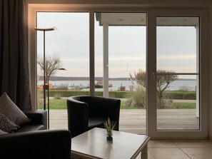 Interior - Fischerhus with boat, sauna and fireplace directly on the lake (Bad Kleinen)