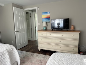 4 bedrooms, free WiFi, bed sheets