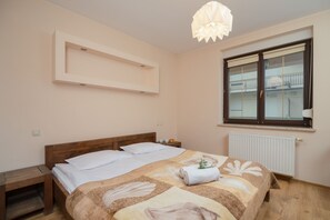 1 間臥室、床單