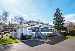 Condo, 1 Bedroom | Exterior - 08 Lodge 1 Bedroom Condo by RedAwning (Hood River)