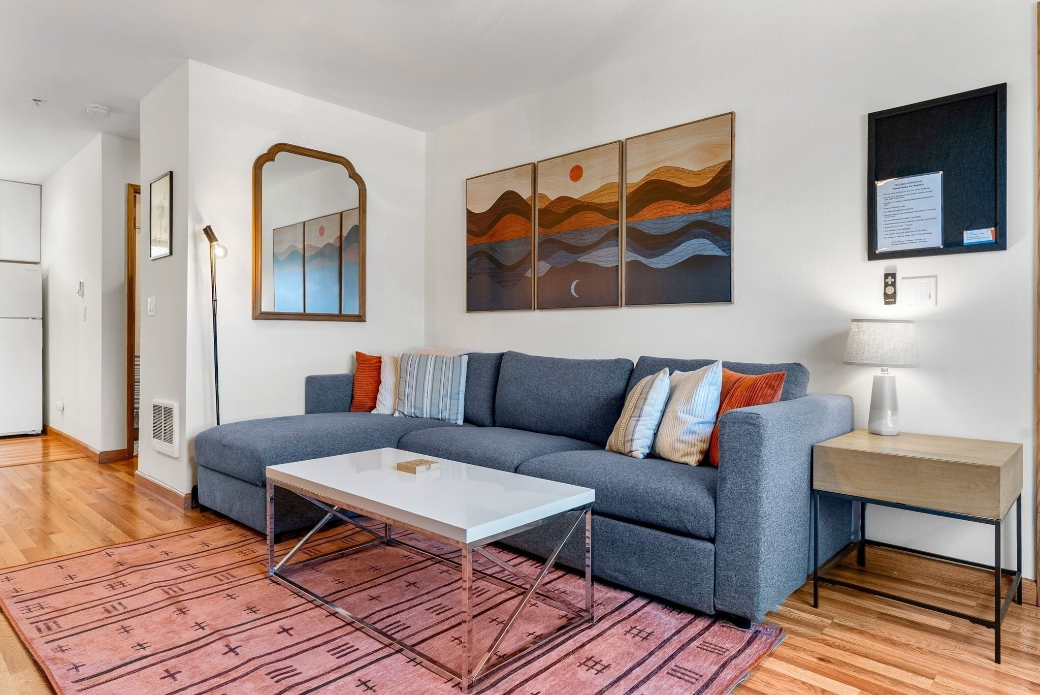 Condo, 1 phòng ngủ | Khu phòng khách