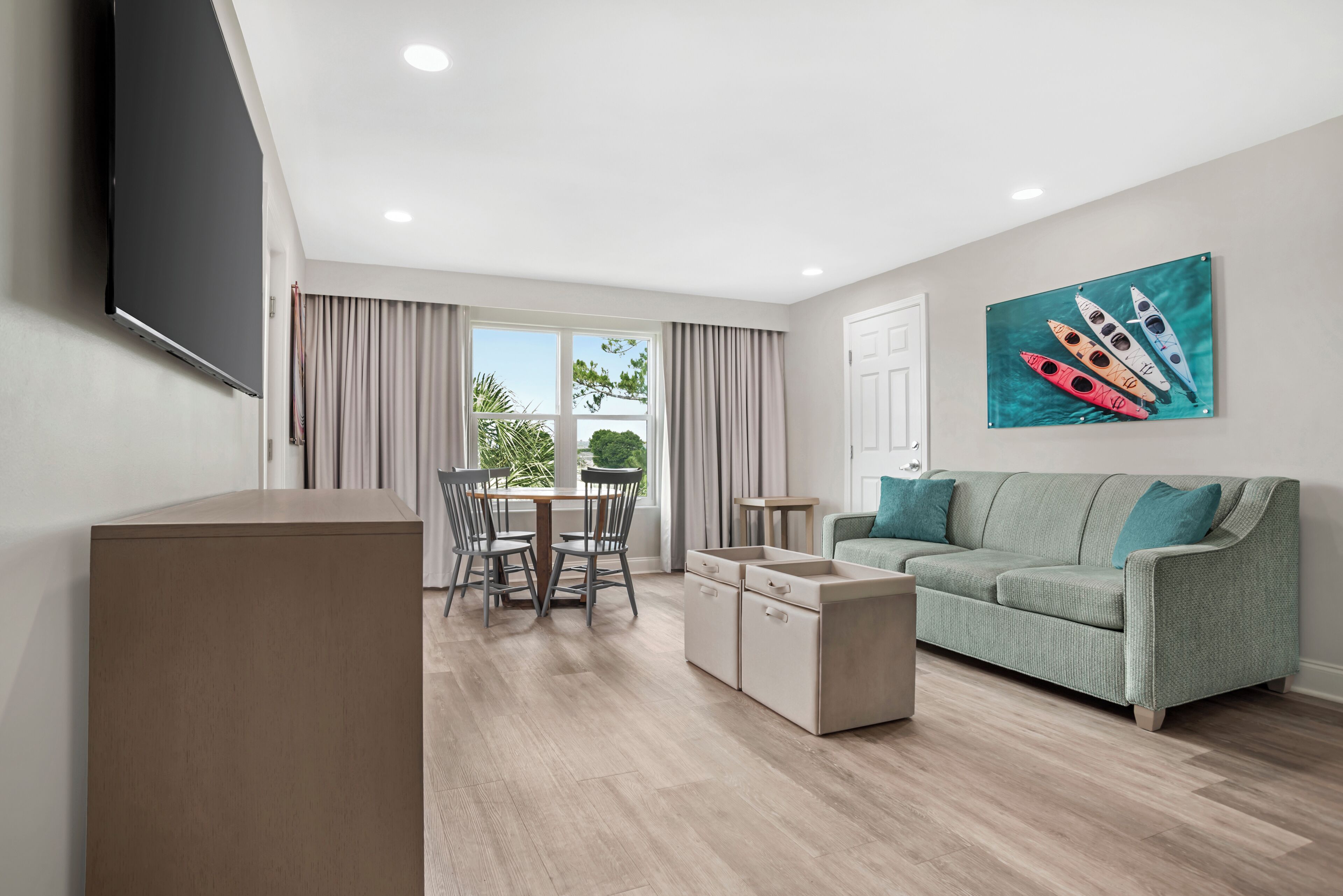 1 Bedroom Golf View Queen Suite | Living room | 42-inch flat-screen TV with cable channels, TV, pay movies