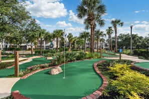 Mini-golf