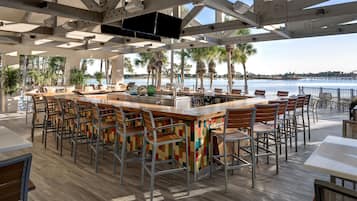Poolside bar
