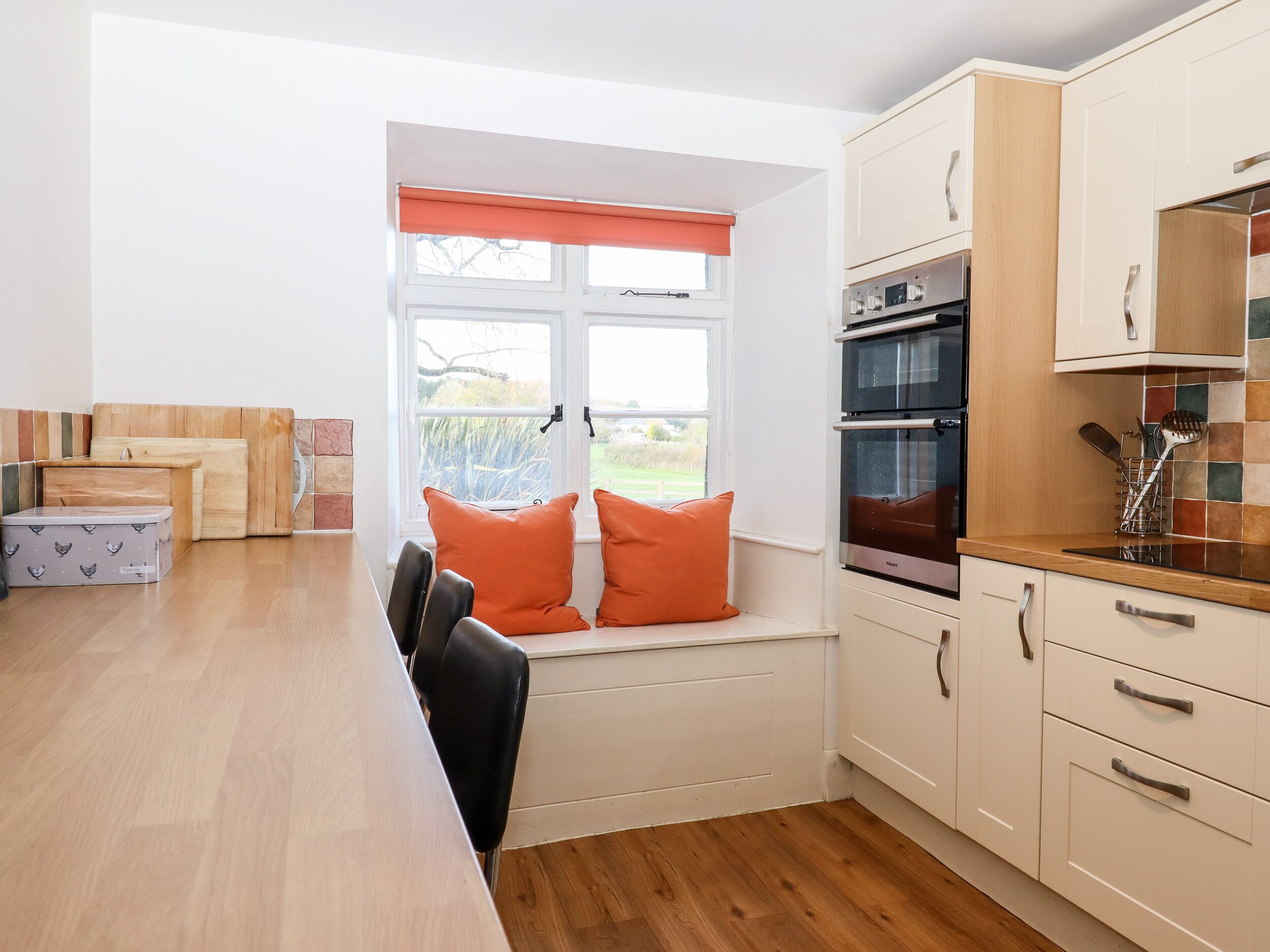 Fridge, dishwasher, electric kettle, toaster
