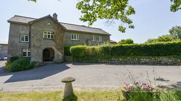 Cottage | Exterior