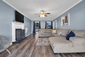 TV connectée, cheminée