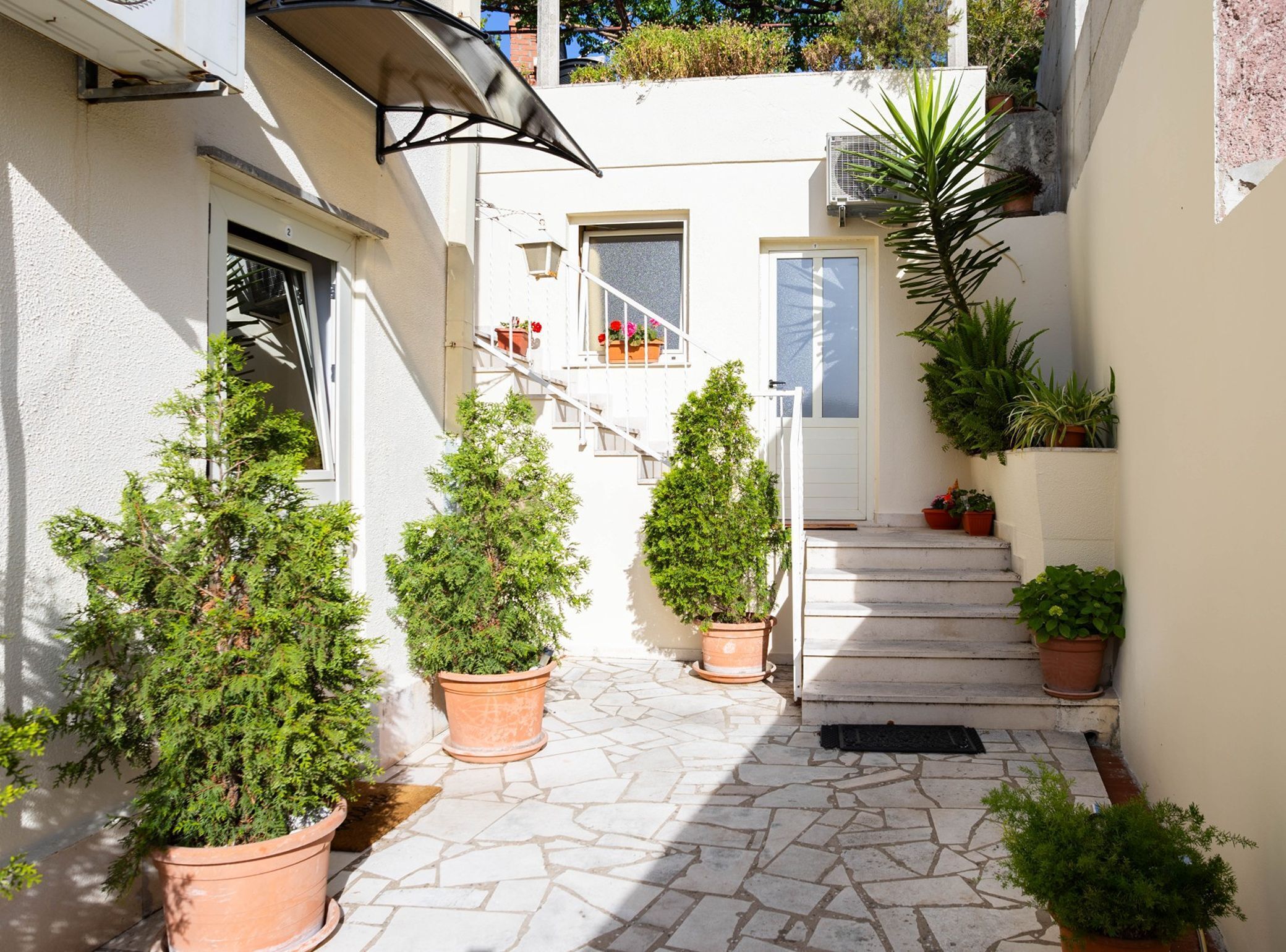 Studio (Studio Apartment with Terrace) | Terrace/patio
