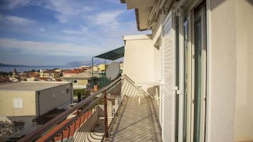 Apartment (A1) | Balcony