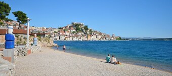 ヴィラ  ジャコフ