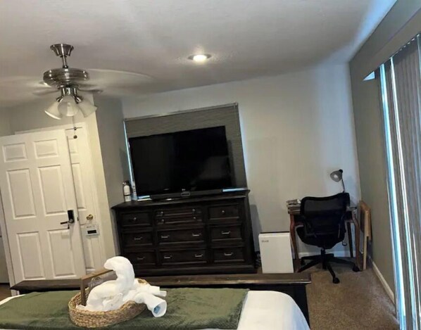 1 bedroom, desk, iron/ironing board, free WiFi