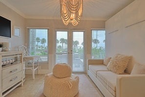 711 Beach Rd, Siesta Key, FL No Pool | 2 makuuhuonetta, silitysrauta/-lauta, ilmainen Wi-Fi, vuodevaatteet