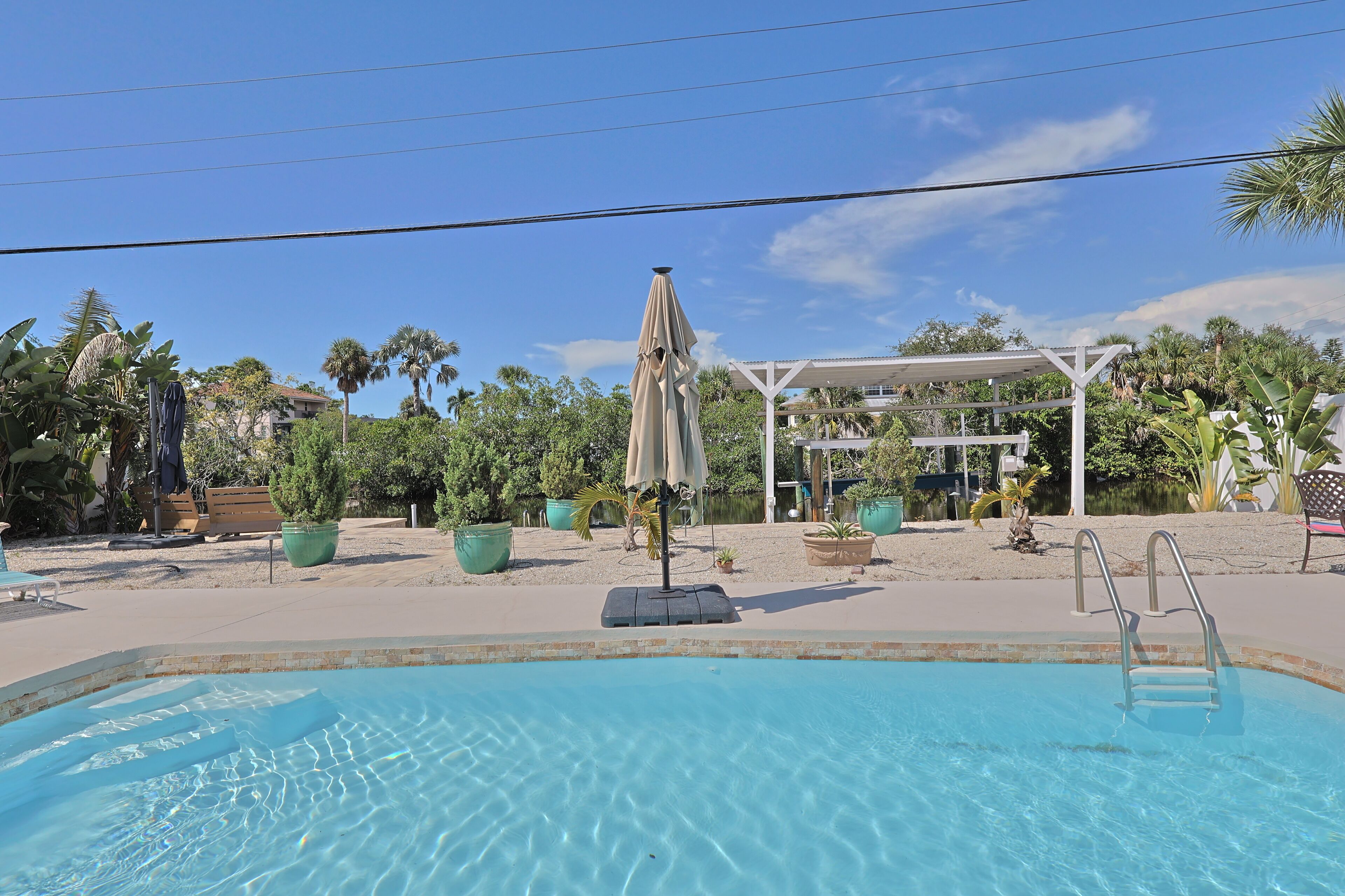 511 Avenida De Mayo, Siesta Key, FL W/Pool | Private pool