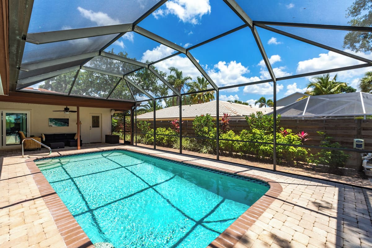 330 Avenida De Paradisio, Siesta Key, FL W/Pool | Private pool
