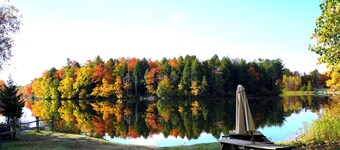 Beautiful 2-Bedroom + Loft with Hot Tub at Lake Ashmere