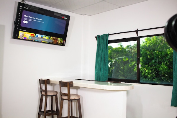 Habitació triple | Wifi gratuïta i roba de llit