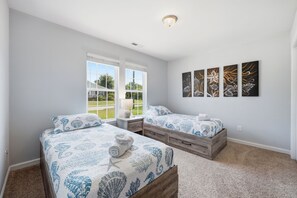 3 bedrooms, iron/ironing board, free WiFi, bed sheets