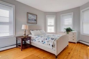 8 Schlafzimmer, Bügeleisen/Bügelbrett, WLAN, Bettwäsche