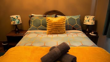 3 Schlafzimmer, Schreibtisch, Bügeleisen/Bügelbrett, kostenloses WLAN